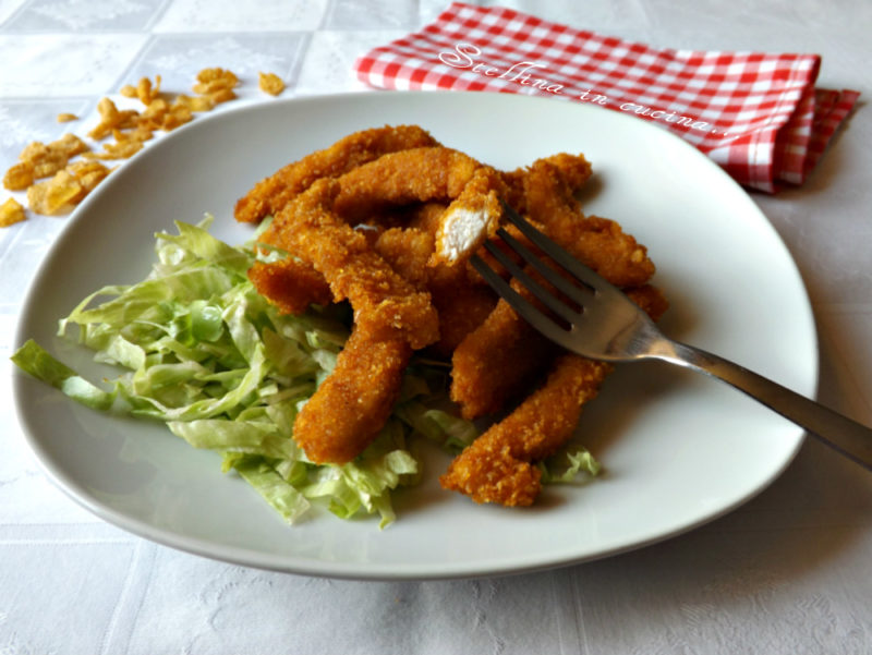 Bastoncini di pollo croccanti al forno