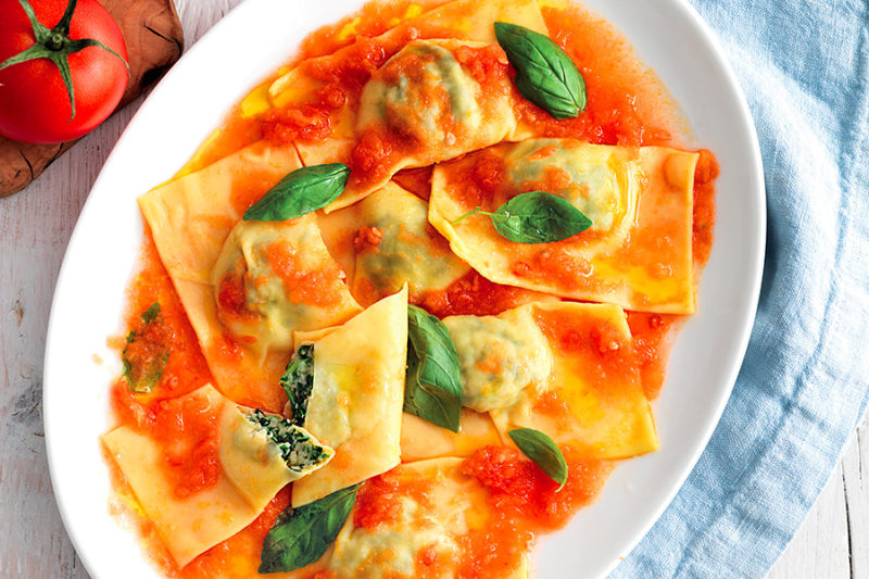 Ravioli al pomodoro