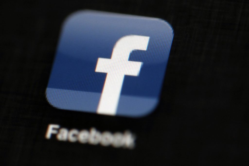 Gdf contesta a Facebook evasione di 300 mln