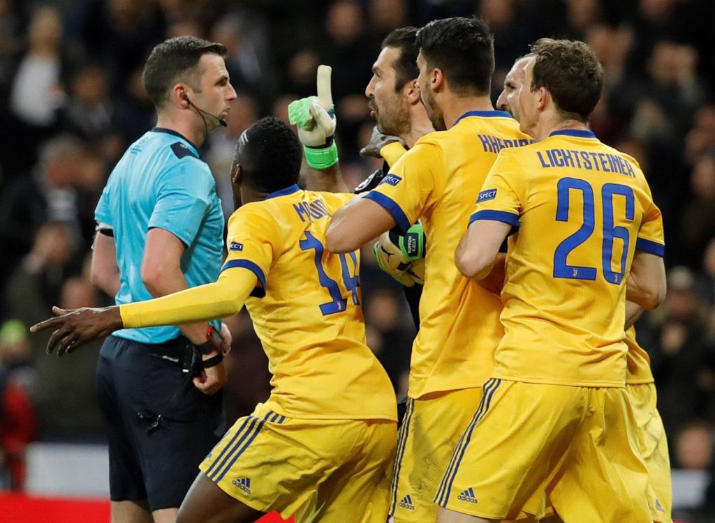 Uefa squalifica Buffon per tre partite