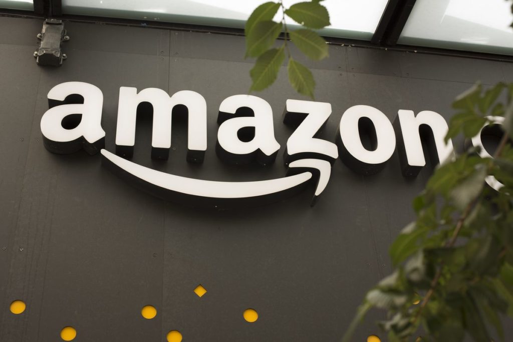 Amazon, team segreto fa ricerca su cancro